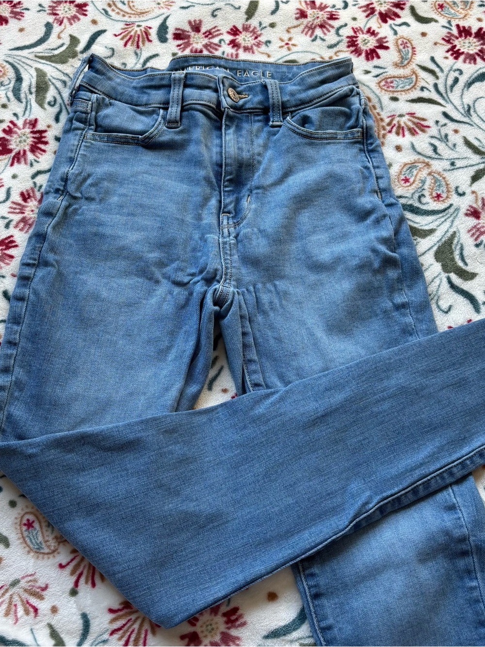 American Eagle High-Rise Jeggings
